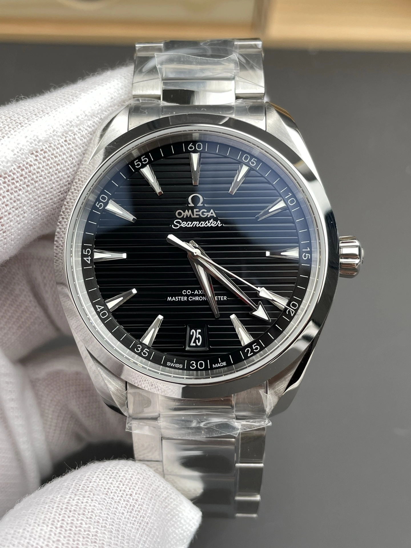 CBD Factory Omega Seamaster Aqua Terra 150M 41mm Black Dial Steel Bracelet (220.10.41.21.01.001) 1:1 Super Clone – DD8900 Movement Neat 255